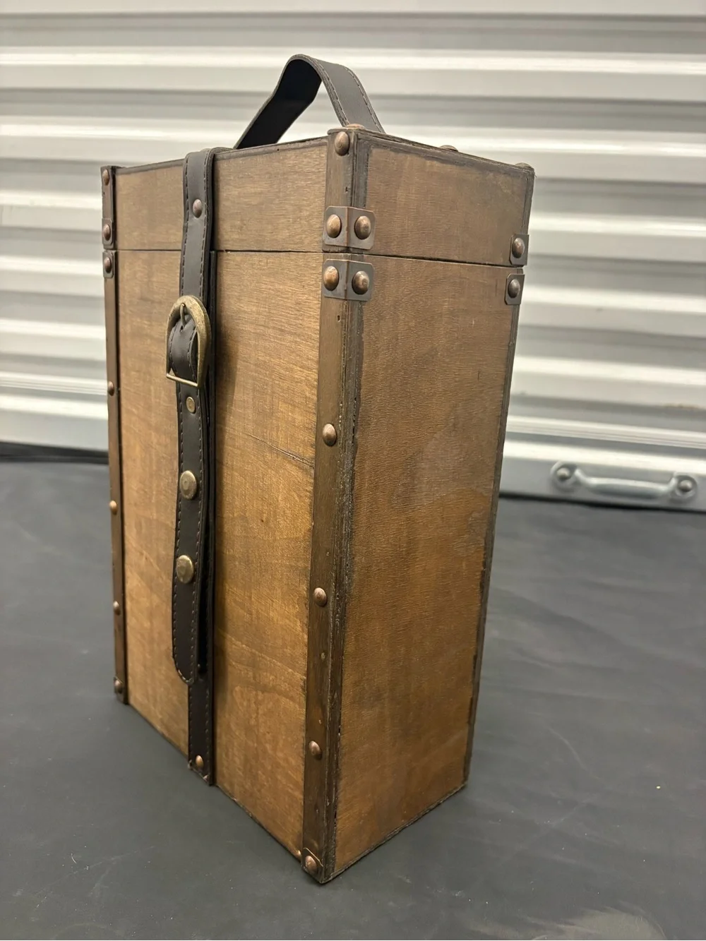 Wooden Vintage Trunk Wine Box Dark Belt Strap